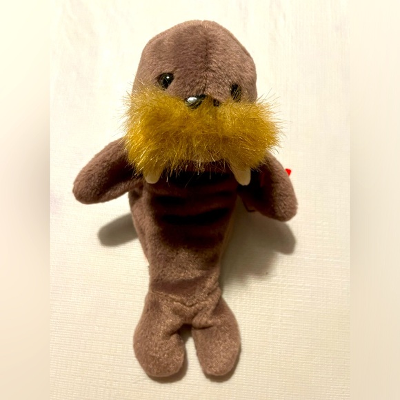 1996 TY Beanie Baby Jolly the Walrus #4082 Retired - Picture 1 of 12